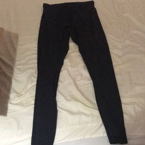 Lululemon full length leggings worn lululemon sign a little worn but super comfy